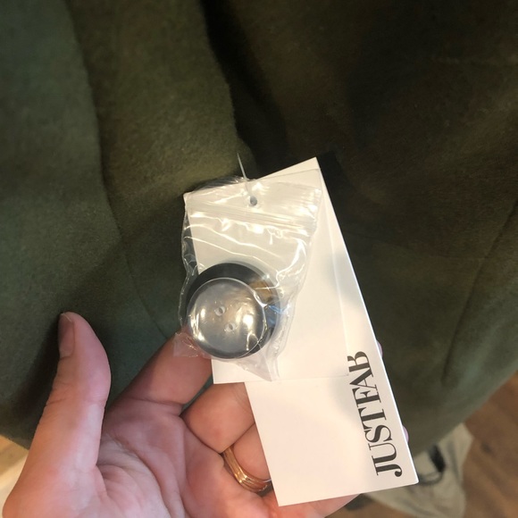 Sold - Picture 4 of 4